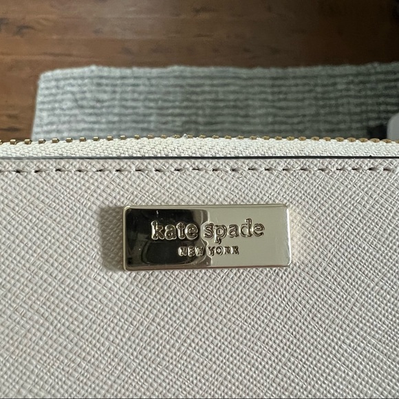 Kate Spade Color Block Wallet - Picture 4 of 4